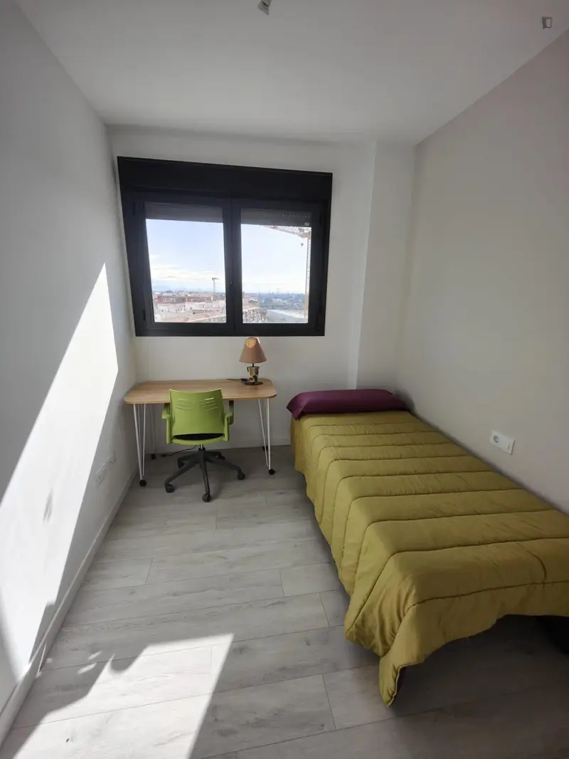 Habitacion Individual Moderna Junto al Puerto