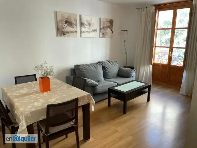 Alquiler Estudio Amueblado Casco Histórico 55m2