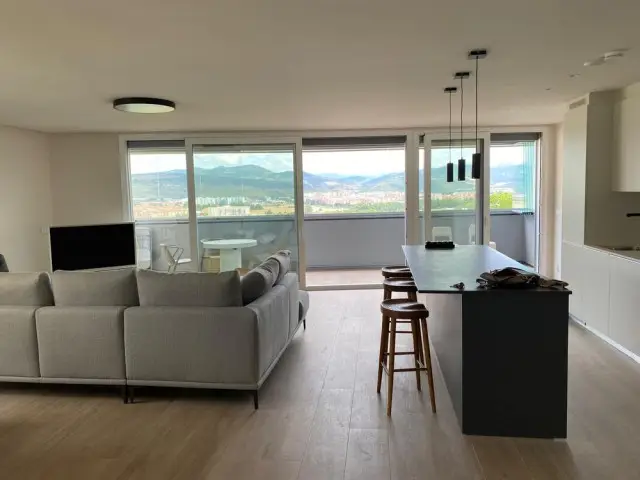 Casa Villa 3 Dormitorios Alquiler Pamplona