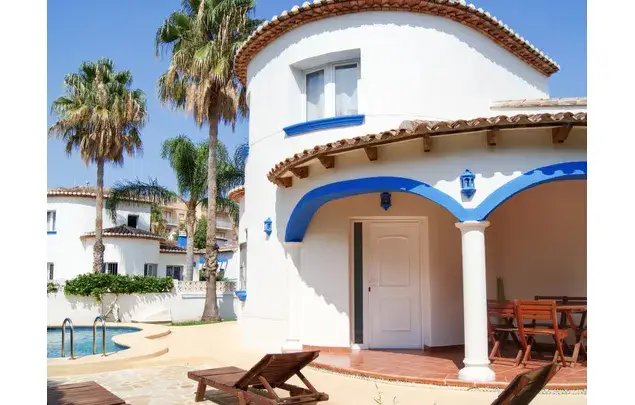Alquiler Casa 3 Dormitorios Denia 250m2