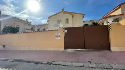 Casa en venta en Calle Africa