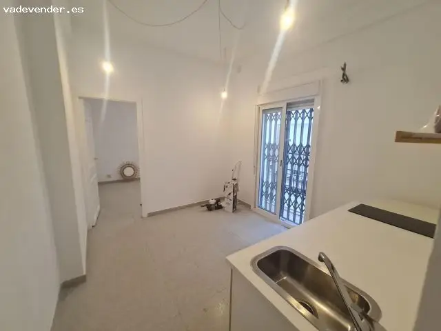Piso Reformado a Estrenar con Balcones - Listo para Entrar a Vivir
