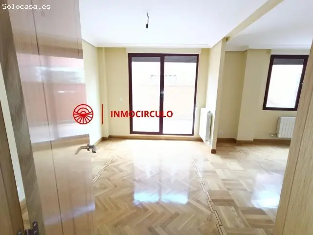 Chalet Adosado Lujo HUBU Burgos 4 Dormitorios Jardin