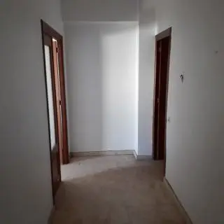 Piso de 90m² con 3 habitaciones y terraza en Almendralejo