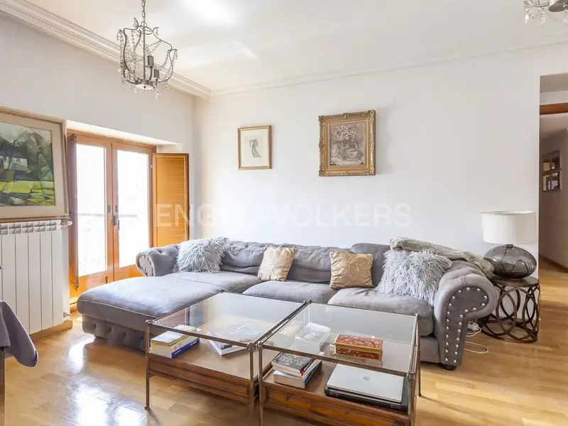 venta Piso en Pacifico, Madrid (W-02VLC0)- Globaliza