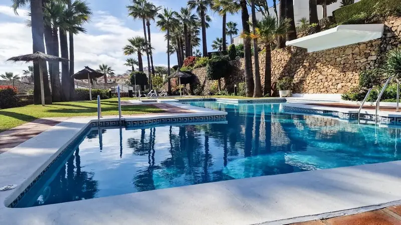 Chalet en Venta Manilva Malaga 3 Dormitorios Piscina Jardin
