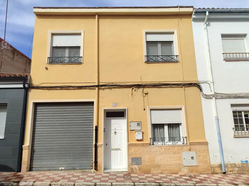 Venta Casa 4 Habitaciones Almansa San Isidro