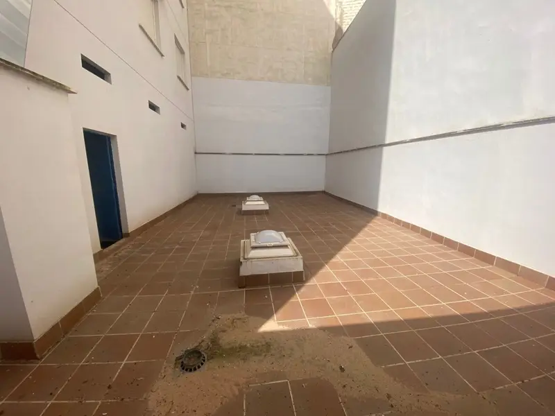 Venta Local Comercial Casco Antiguo Badajoz 210m2