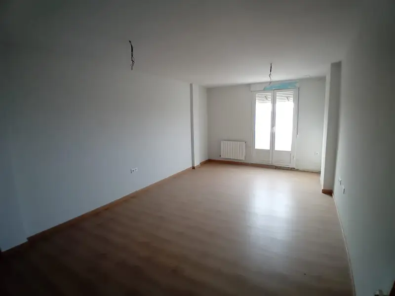 Venta Piso 3 Habitaciones Malagon Ref 4943
