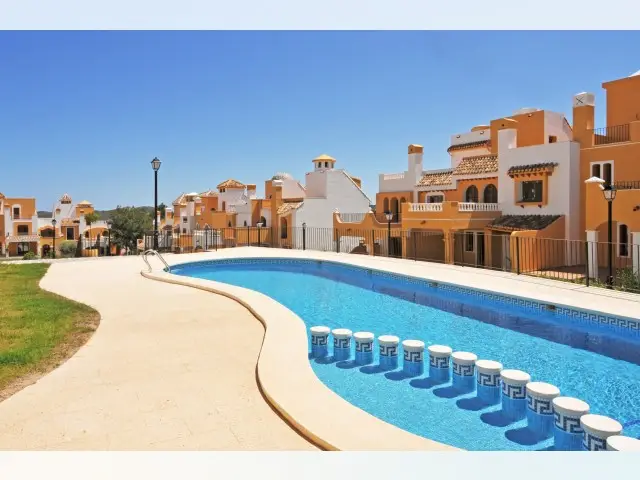 Casa Villa 2 Dormitorios La Manga Solarium Piscina Comunal