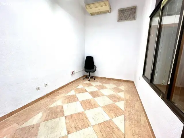 Local en Alquiler Avda Alfonso VIII - 40m2 - Cerca Plaza Mayor