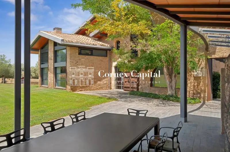 Masia en venta en Forallac Girona