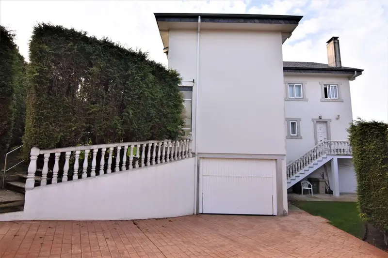 Casa 400m2 Tres Plantas Garaje Ensanche A Coruna
