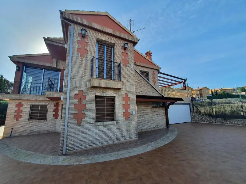 Villa con Vistas Panorámicas en Torreguil Murcia