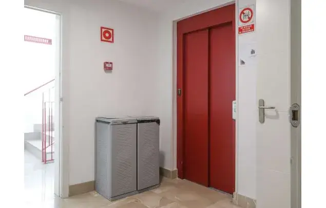 Habitacion 15m2 Madrid Aire Acondicionado Balcon Piscina Parking