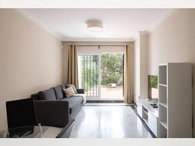 Apartamento 2 Dormitorios Nueva Andalucia
