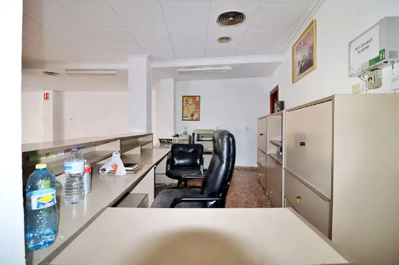 Local Comercial 620m² Elche Tres Calles Venta Almacén Oficinas