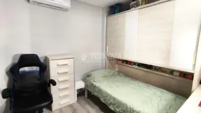 Casa Adosada en Venta en Zona Centro