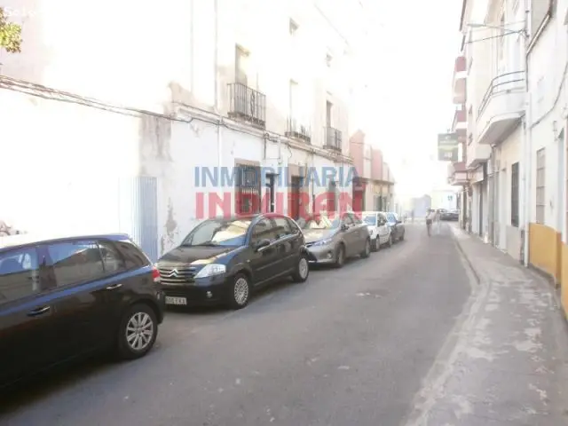 Local Comercial 120m2 General Queipo Llano