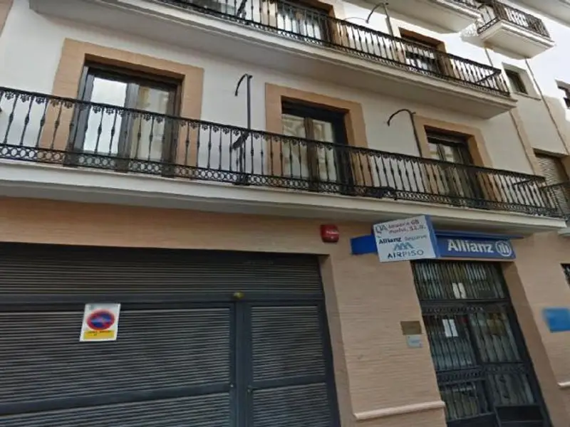 Oficina en venta en Huelva centro 74m2 cerca Universidad