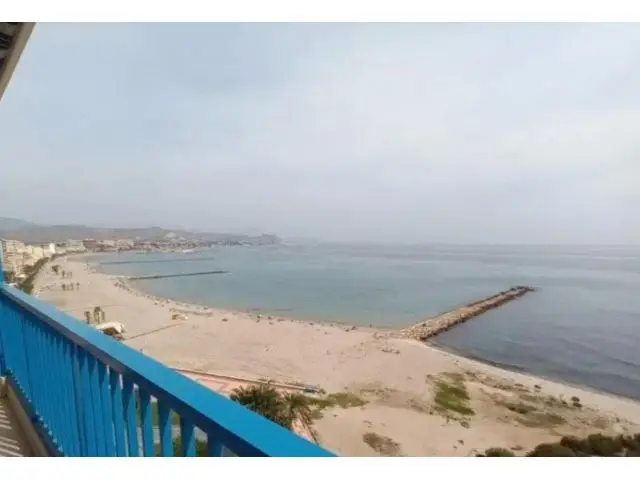 Piso en Primera Linea de Playa El Campello