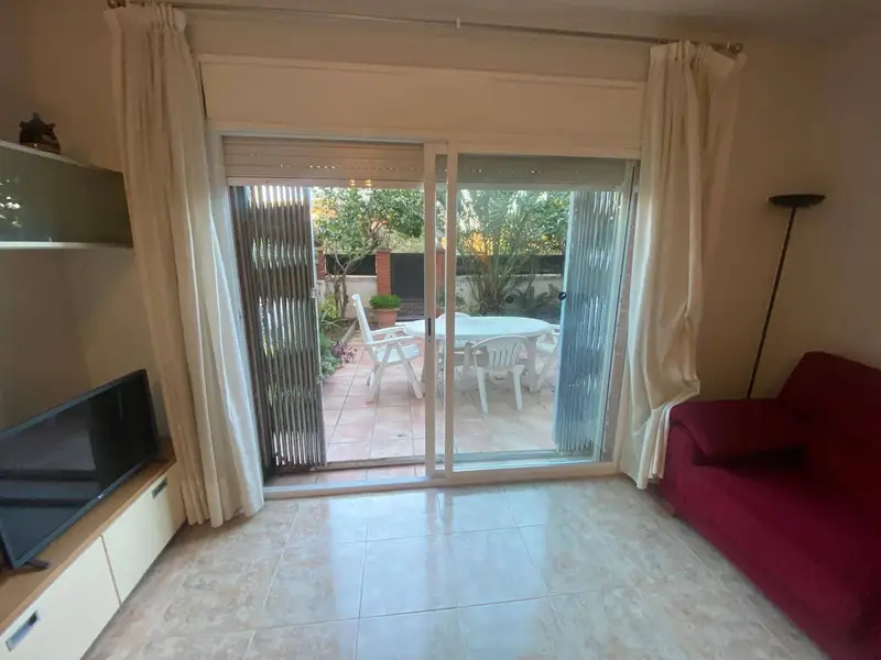 Adosado en Calafell con 3 habitaciones y garaje