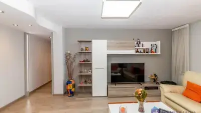 Ático en Venta en Épila con Terraza y Garaje