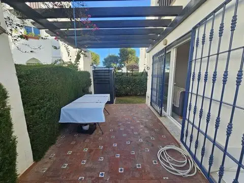 Apartamento 2 Dormitorios Calahonda Recien Renovado Jardin Privado