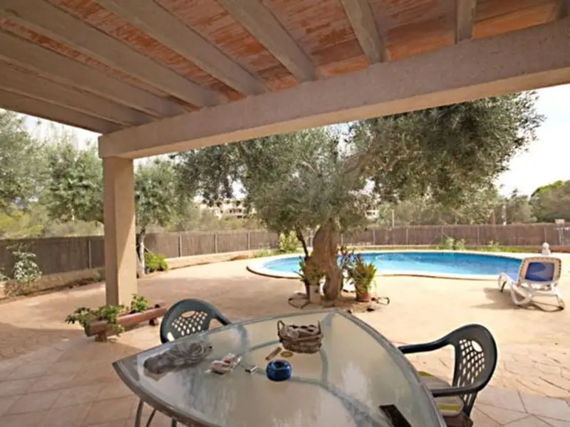Chalet en Portocolom con Piscina y Aparcamiento