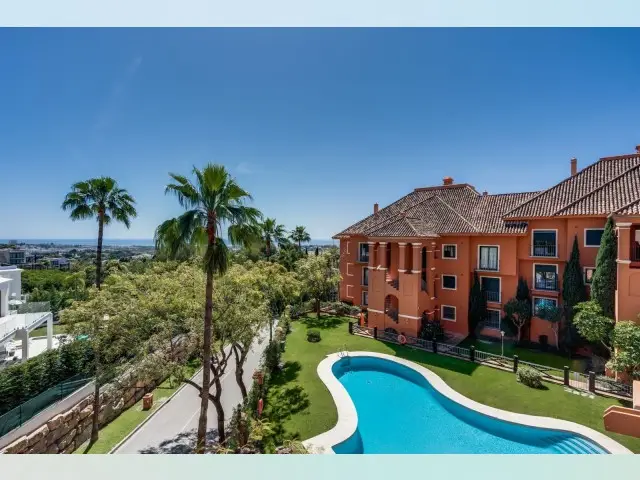 Apartamento 3 Dormitorios Benahavis Vistas al Mar Lujo