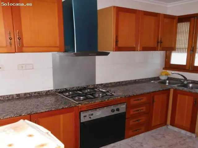 Piso en Venta en Almansa 2 Dormitorios Amueblado