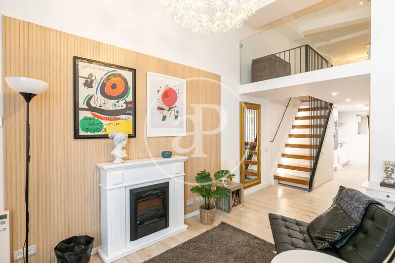 Loft Dúplex Amueblado en Gràcia