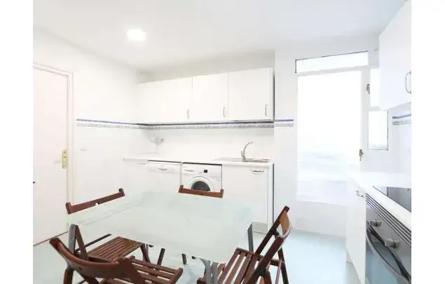 Alquiler de habitaciones Madrid 160m2 Nueva Espa	
	
	
	
a