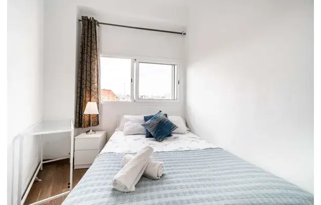 Habitaci
ón en Avinguda Diagonal Barcelona