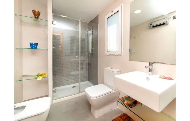 Alquiler Chalet 4 Dormitorios Calpe 990m2 Playa Piscina Barbacoa