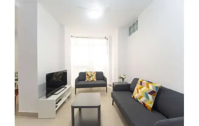 Alquiler de Habitaciones en Granada Apartamento Amueblado