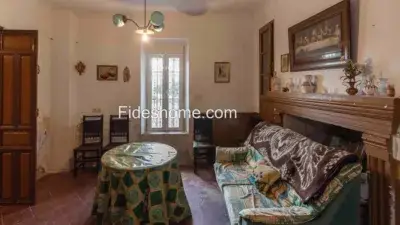 Casa adosada en venta en Calle Marchena, 2