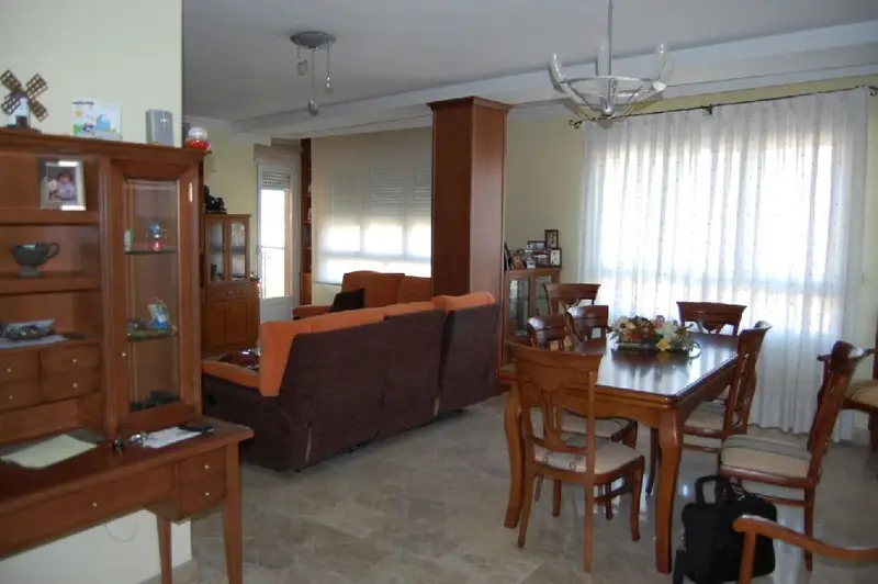 Venta Piso 190m2 6 habitaciones 3 baños Carretera Jaen Albacete