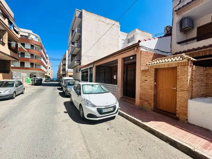 Villa de 3 Dormitorios en Torrevieja Cerca de la Playa