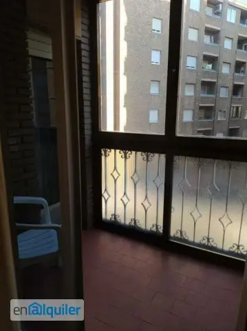 Piso Estudiantes Avenida Portugal 4 Dorm 2 Baños