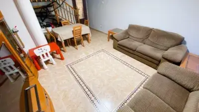 Dúplex en Venta Zuera para Familias 3 Habitaciones 2 Baños