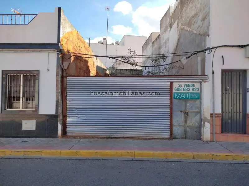 Suelo Urbano en Dos Hermanas 92m2  Edificabilidad 202m2