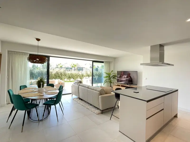 Apartamento 3 Dormitorios Milla de Oro Costa del Sol