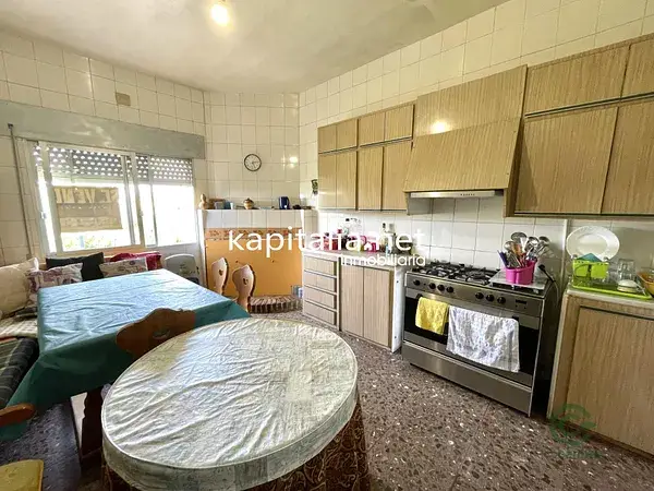 Chalet en Ontinyent a 1km del pueblo 2 plantas 4 habitaciones