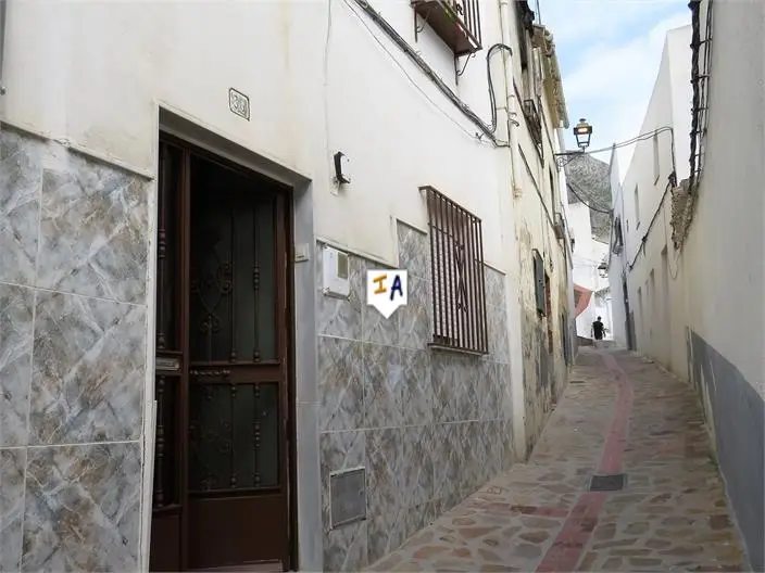 Casa Adosada 3 Dormitorios Martos Jaen