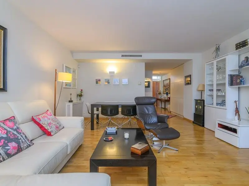 venta Chalet en El Poble Nou, Barcelona (843)- Globaliza