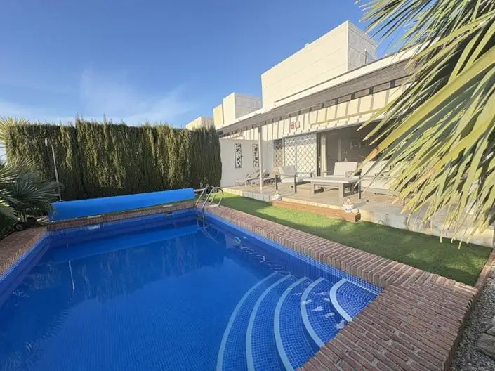 Villa 2 Dormitorios Peraleja Golf Murcia Piscina Privada Vistas Golf
