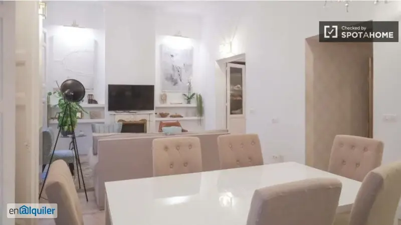 Estudio Amueblado en Alquiler Centro