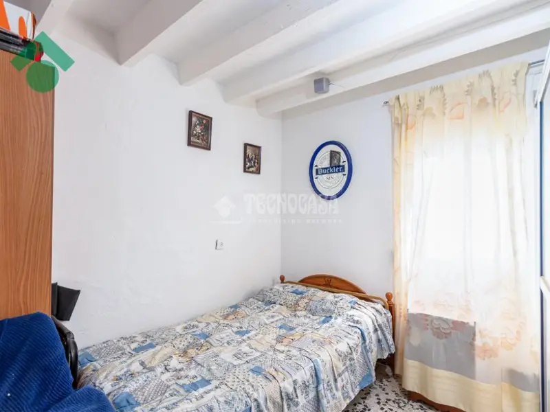 Casa en Venta en Almáchar: 3 Dormitorios, 2 Baños, Centro del Pueblo