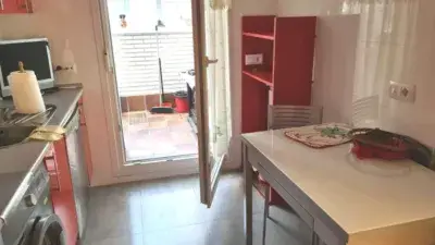 Alquiler Piso Calle Aigues Tortes Dormitorio Matrimonio Terraza Garaje